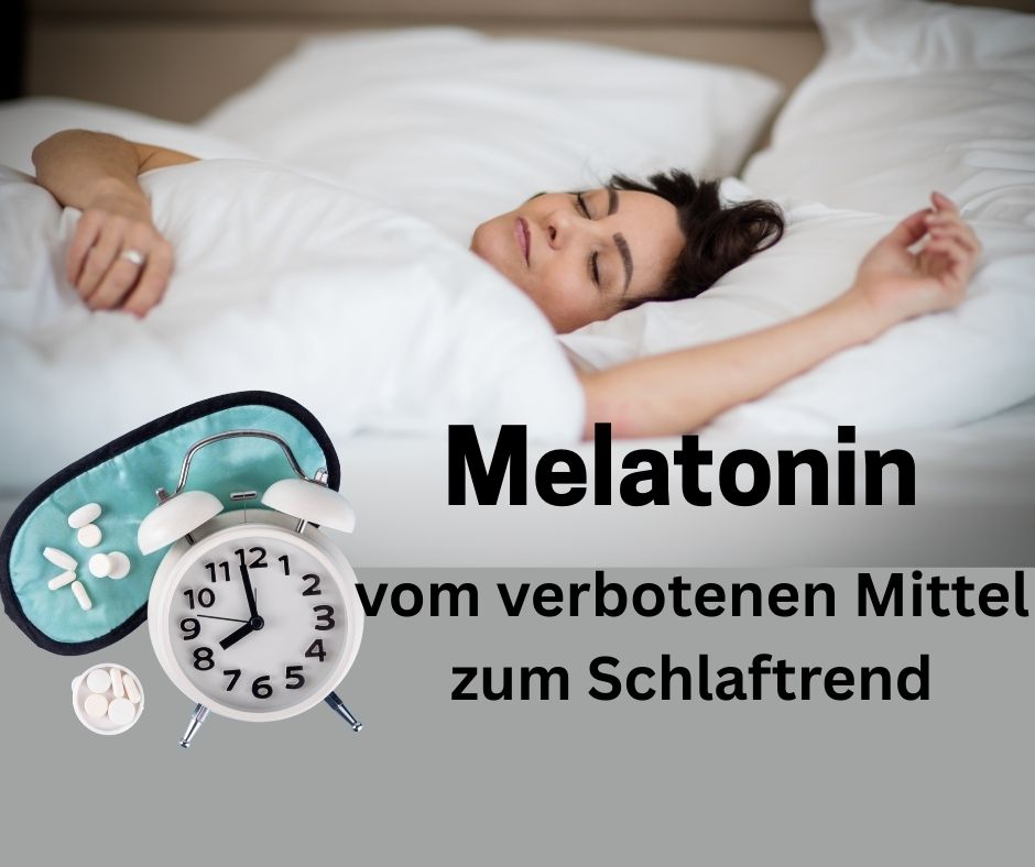 Schlafende Frau, mit Uhr und Tabletten. Schriftzug: Melatonin, vom verbotenen Mittel zum Schlaftrend